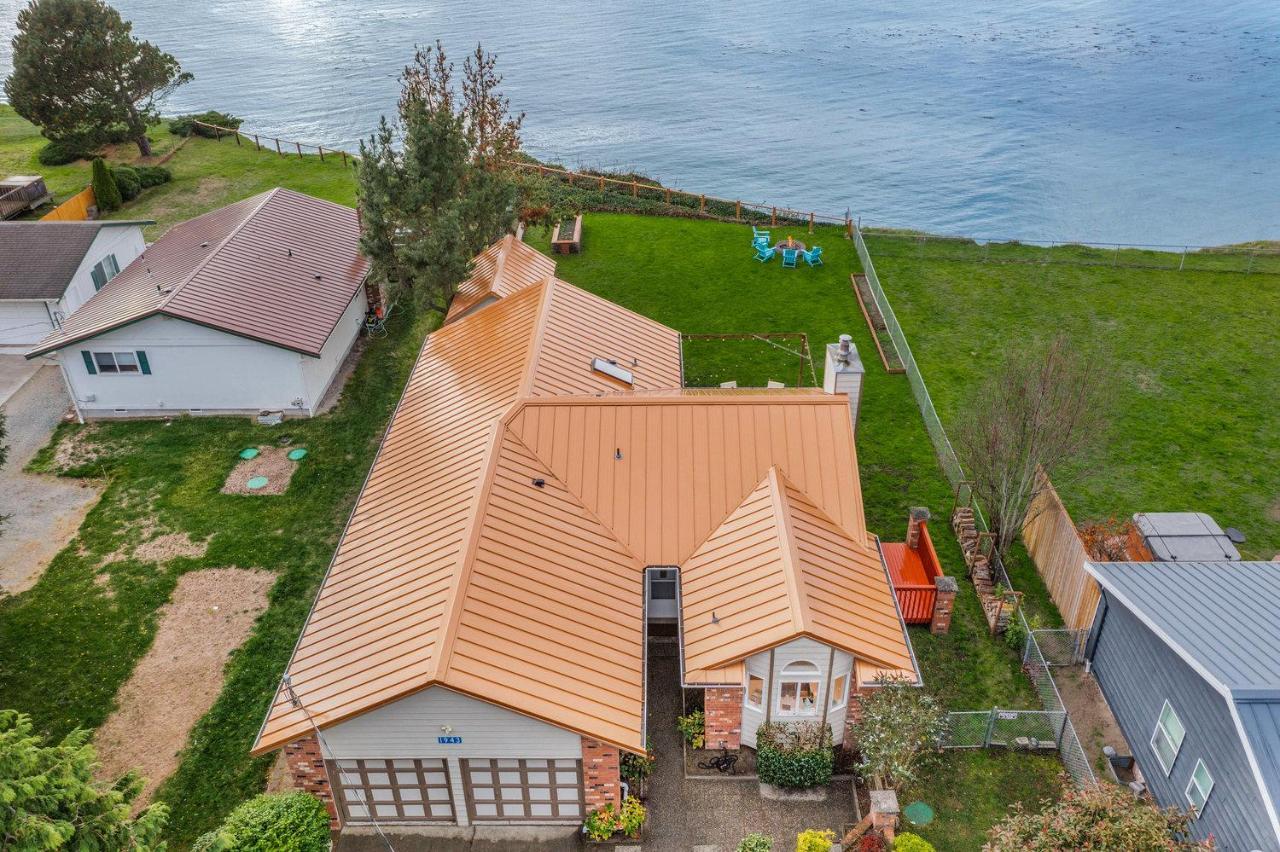 @ Marbella Lane - Wave House, Your Oceanfront Retreat! Oak Harbor Exterior foto